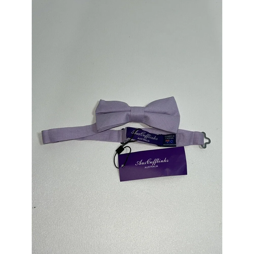 NEW Very Nice AusCufflinks Pre Tied Bow Tie Light Purple Linen & Cotton Blend